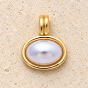 Pearl Bezel Oval Pendant